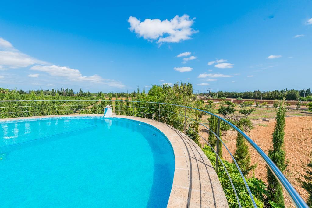 Portels Villa *